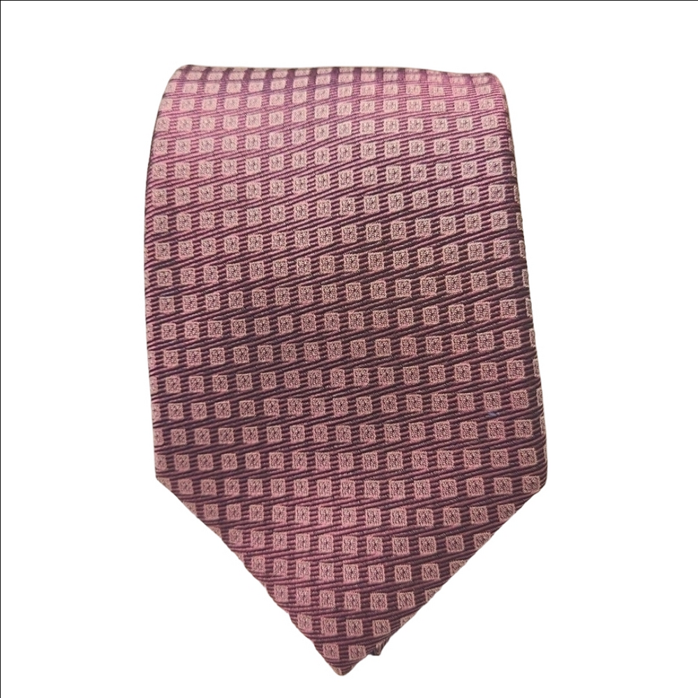 Kenneth Cole Awearness 100% Silk Tie Checkered Print Designer Accessory Pink